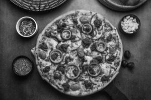 Mutton Golabari Pizza