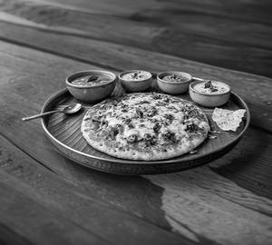 Cheese Onion Special Uttapam