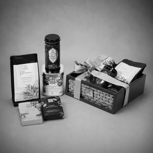 Gourmet Tray Hamper With Cookies, Chocolates, Nuts & Tea | ZOROY