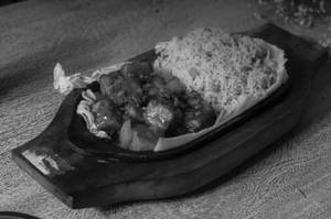 Chilli Paneer Sizzler