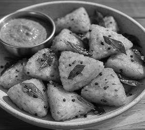 Idli fry sambhar chatni