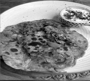Pyaz paratha