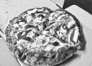 Paneer Pizza [8 Inches,4 Service]