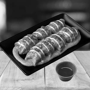 Chicken Desi Canada Momo [6 pcs]