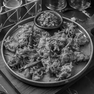 Onion Thool Pakoras