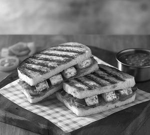 Tandoori Paneer Sandwich