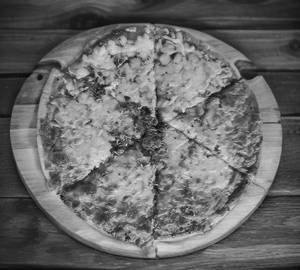 Classic margherita pizza