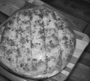 Cheese garlic bread