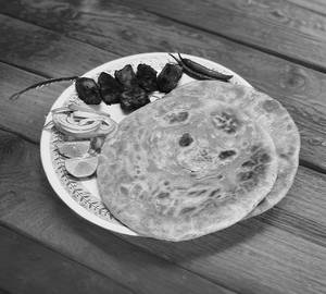 Chicken Tawa Fry and laccha paratha 