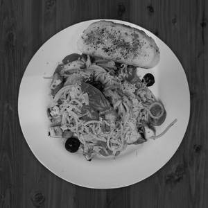 Speghetti Aglio Olio Chicken