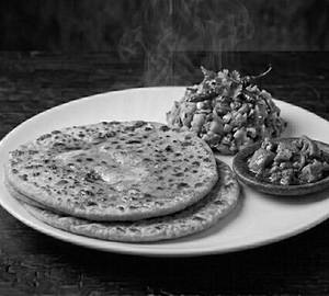 Sattu Paratha with Chokha + Aachar