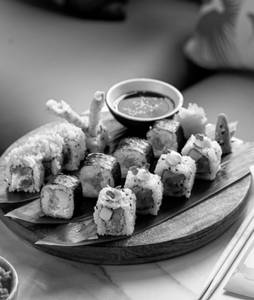 Maki platter veg