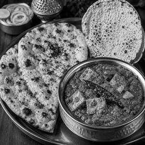 Paneer Kolhapuri With Btr Tandoori Roti (2 Pcs) + Roasted Papad