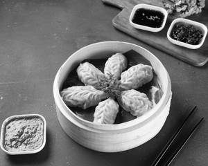 Chicken Szechuan Momos