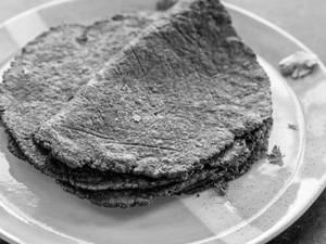 4 Kuttu Paratha