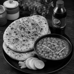 Chhole-kulcha(2pcs) With Cold Drink 250ml