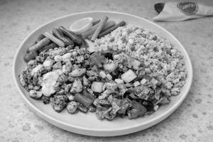 Healthy Quinoa Chicken Shawarma Meal