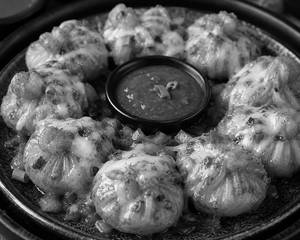 Chilli Cheese Momos [6 pieces]