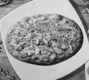 Onion pizza