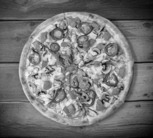 Corn Jalapeno pizza