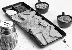 Nachos With Salsa