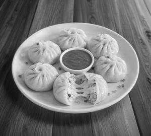 Paneer momos