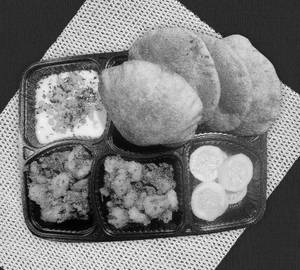 Aloo Masala Poori (4pec)