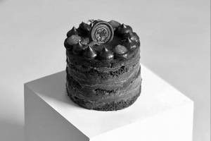 Sugar-free Chocolate Raspberry Mini Cake