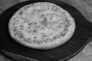 Single dieced cheese pizza