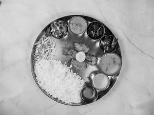 Prawns malai curry thali