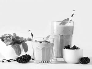 Black Current Shake