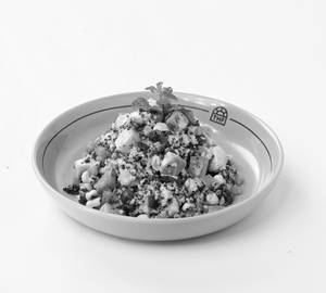 Quinoa Cranberry With Hazelnut & Avocado Salad
