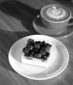 Fresh Berry Pancake