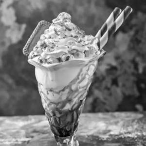 Cookie Caramel Shake