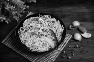 .veg Hakka Noodles.