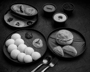 Mini Idli Party Box Combo