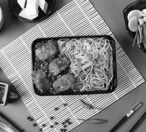 Hakka Noodles With Paneer Chilli Bowl