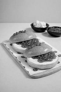 Bun Jam & Makhan [2 Pcs]