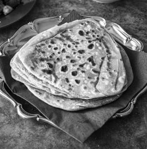 Plain Paratha [1 Piece]