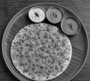Onion podi uttapam