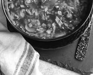 Veg hot and sour soup