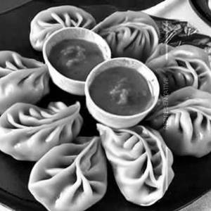 Veg Creamy Mustard Momos
