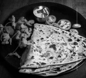 Paneer Chilli Paratha