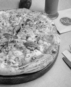 Divola Chicken Pizza (10 Inch)