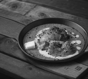 Chicken Changezi [Charcoal Grilled Chi In Rich Gravy]