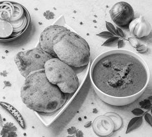 Monsoon Special - Chicken Xacuti & Wade Combo