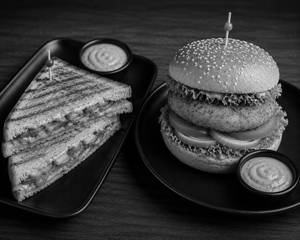 Peri Peri Sandwich + Jumbo Burger