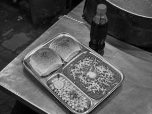 Special Paneer Pav Bhaji + Coke 300 Ml
