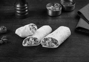 FALAFEL AVO AND CHIPOTLE SALAD WRAP