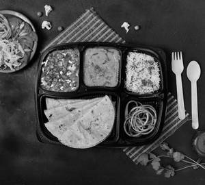 Veg Handi Fix Thali
